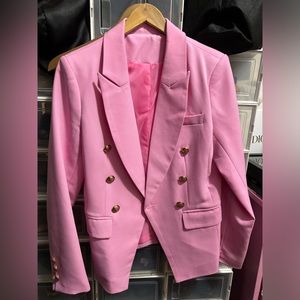 Pink and gold women’s blazer 💕